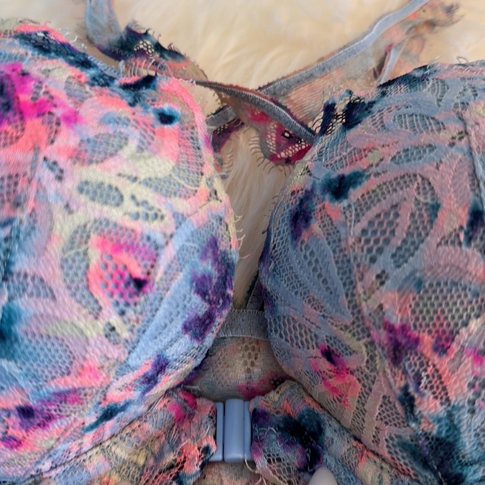 Victoria’s Secret VS PINK Multicolor Neon Floral Rainbow Lace Date Racerback Bra - Picture 4 of 8